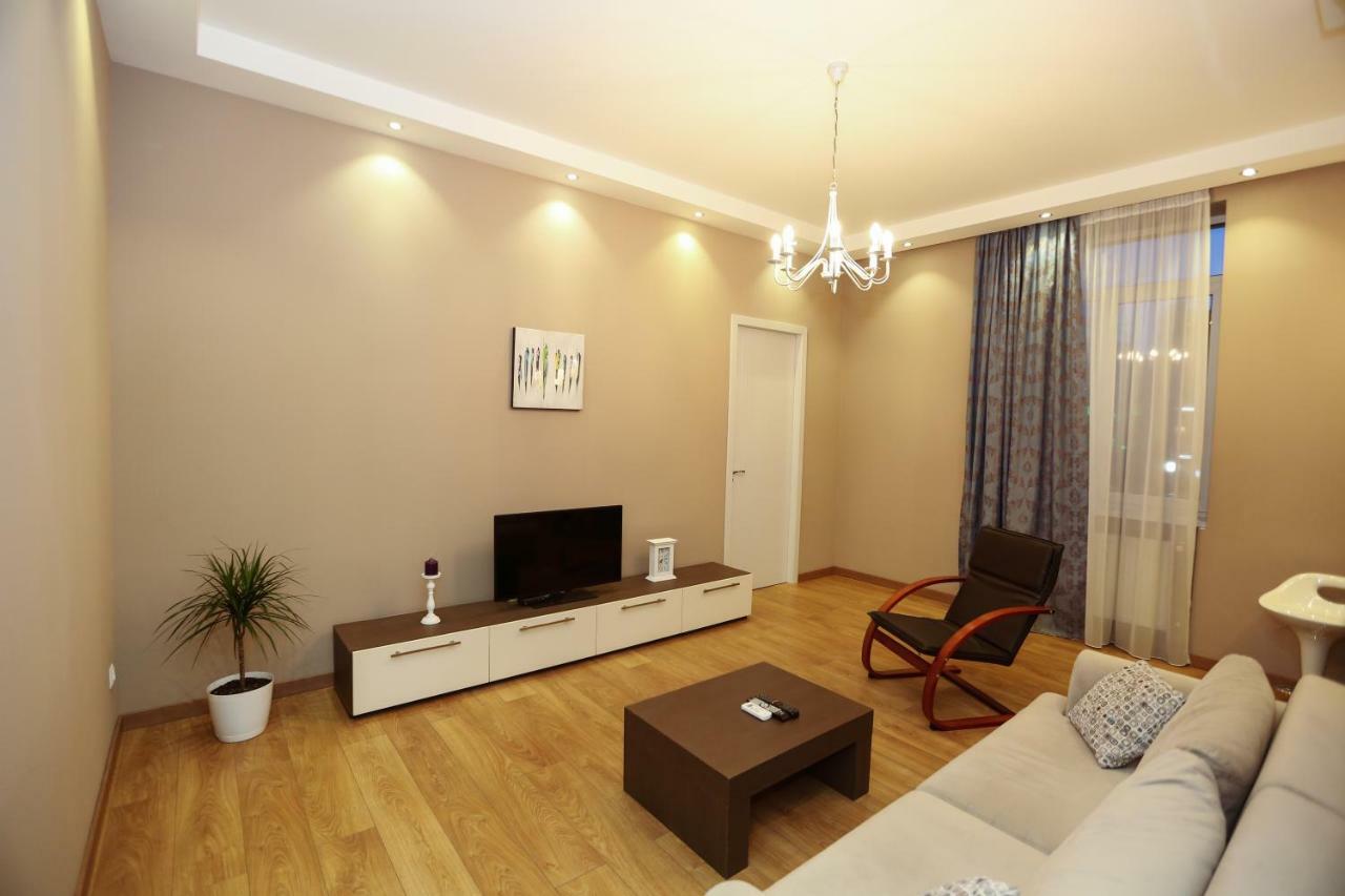 City Center Apartment ティビリシ エクステリア 写真